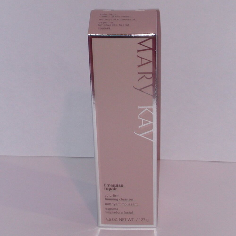 Mary Kay TimeWise Repair Volu-Firm Foaming Cleanser New in the Box